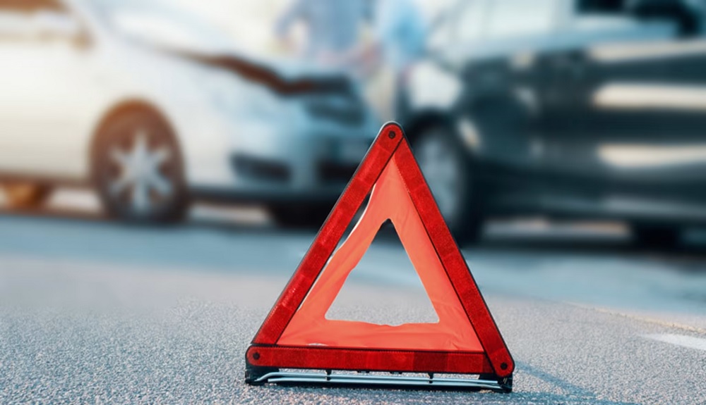 Accident News : મસૂરી-દહેરાદૂન હાઈવે પર ખાઈમાં પડી ગાડી, તમામ 6 લોકોના કરૂણ મોત 2 Car fell into ditch on Mussoorie Dehradun highway all 6 people died tragically 01