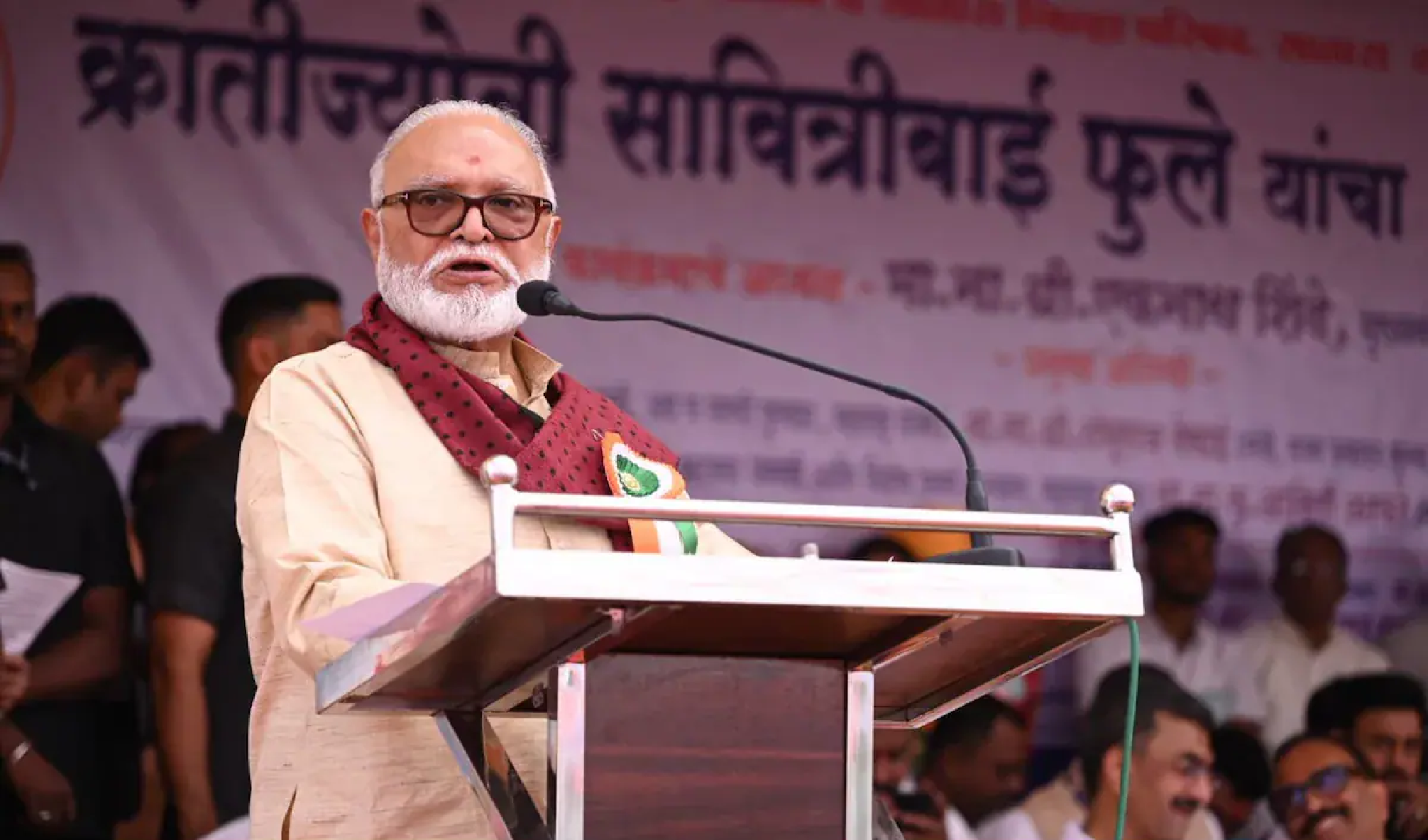 Maharashtra: કેન્દ્રીય મંત્રી ભુજબળે ઉઠાવી આવી માંગ, કહ્યું- મરાઠાઓને OBC ક્વોટામાંથી આરક્ષણ ન મળી શકે 2 Union Minister Bhujbal raised this demand said Marathas cannot get reservation from OBC quota. 1