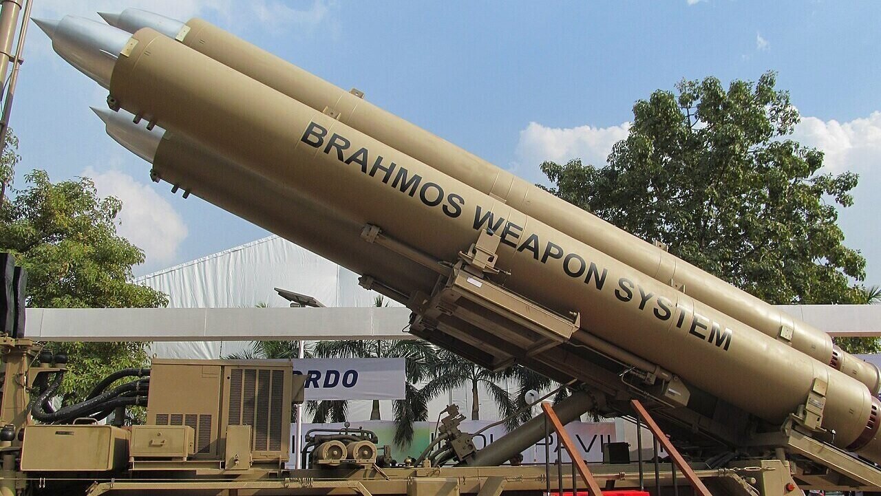 Philippines BrahMos Missile: ફિલિપાઈન્સે ચાઈનાની સીમમાં આ ભાગમાં બનાવ્યો બ્રહ્મોસ મિસાઈલ બેઝ, ભારતના મિત્રએ ચીન કરી લાલ આંખ! 5 philippines sets up brahmos missile base in luzan amid conflict with china in south china sea3