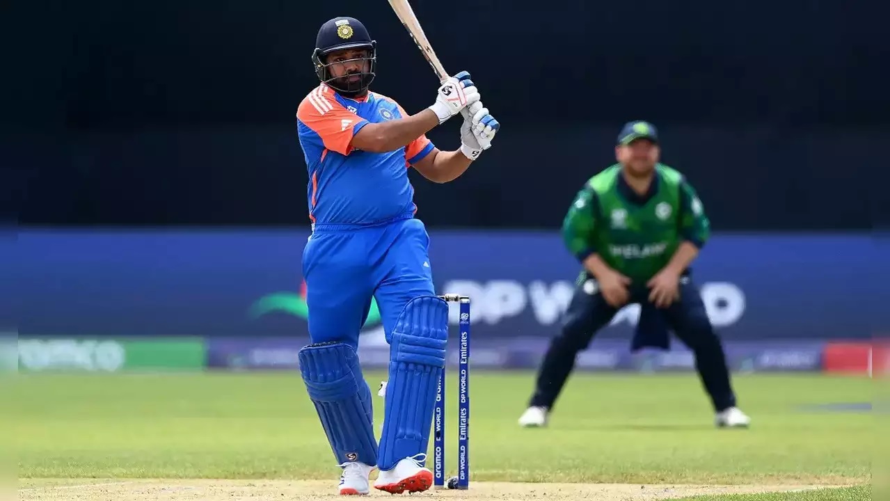 Rohit Sharma : રોહિત શર્માએ કરી બતાવ્યો આવો કમાલ, આ ખેલાડી પાસેથી છીનવી લીધો તાજ 3 rohit sharma most runs in t20i international cricket leave behind babar azam 2