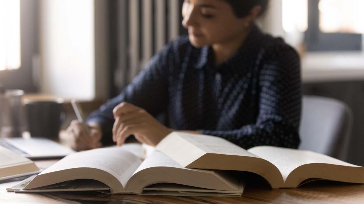 Economic Survey : શિક્ષણમાં સુધાર કરવા માટે કેન્દ્ર અને રાજ્યો મળીને સાથે આ રીતે કરવું પડશે કામ 2 Center and states have to work together in this way to improve education 01