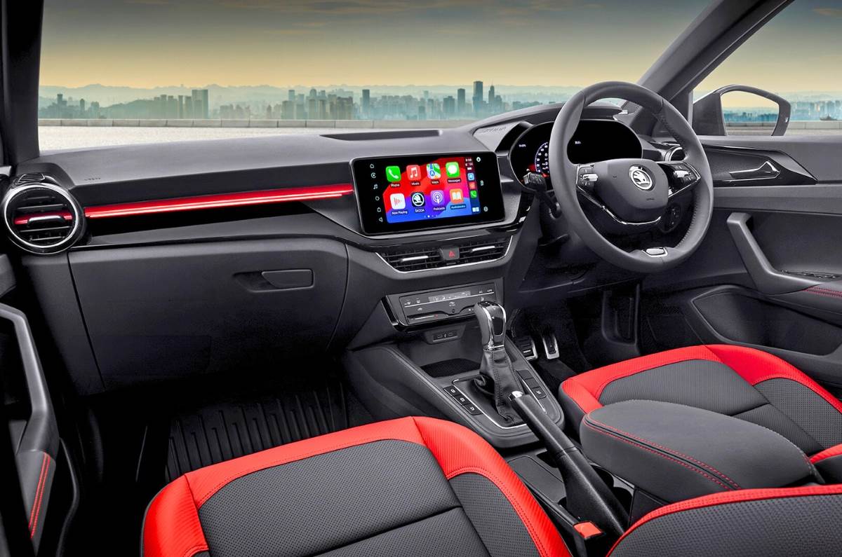 Automobile News : આ કાર SUV જેવી કારની 'ગેમ બગાડવા' માટે લોન્ચ કરવામાં આવી,કિંમત છે માત્ર એટલી જ 2 20240902045109 Skoda Slavia Monte Carlo interior