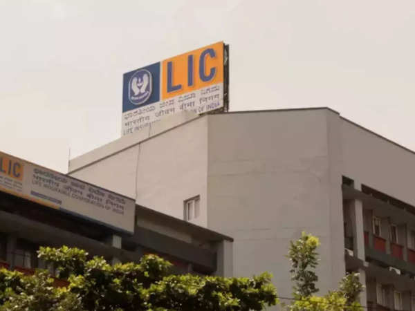 lic raises stake in irctc now above 9 percent over 2 years detail is here2