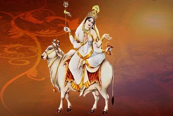 નવરાત્રીમાં આઠમા દિવસે કરો મા મહાગૌરી દેવીની પૂજા, જાણો ઘટસ્થાપનાનું શુભ મુહૂર્ત અને વિધિ, મંત્ર 3 navratri 8th day ashtami tithi maa mahagauri puja vidhi mantra bhog and aarti2