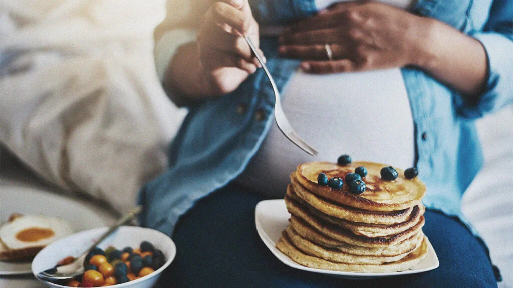 શું તમને વજન ઘટાડવામાં તકલીફ આવી રહી છે? તો આ પદ્ધતિઓ દ્વારા નિયંત્રિત કરો. 3 tips to control cravings during weight loss1