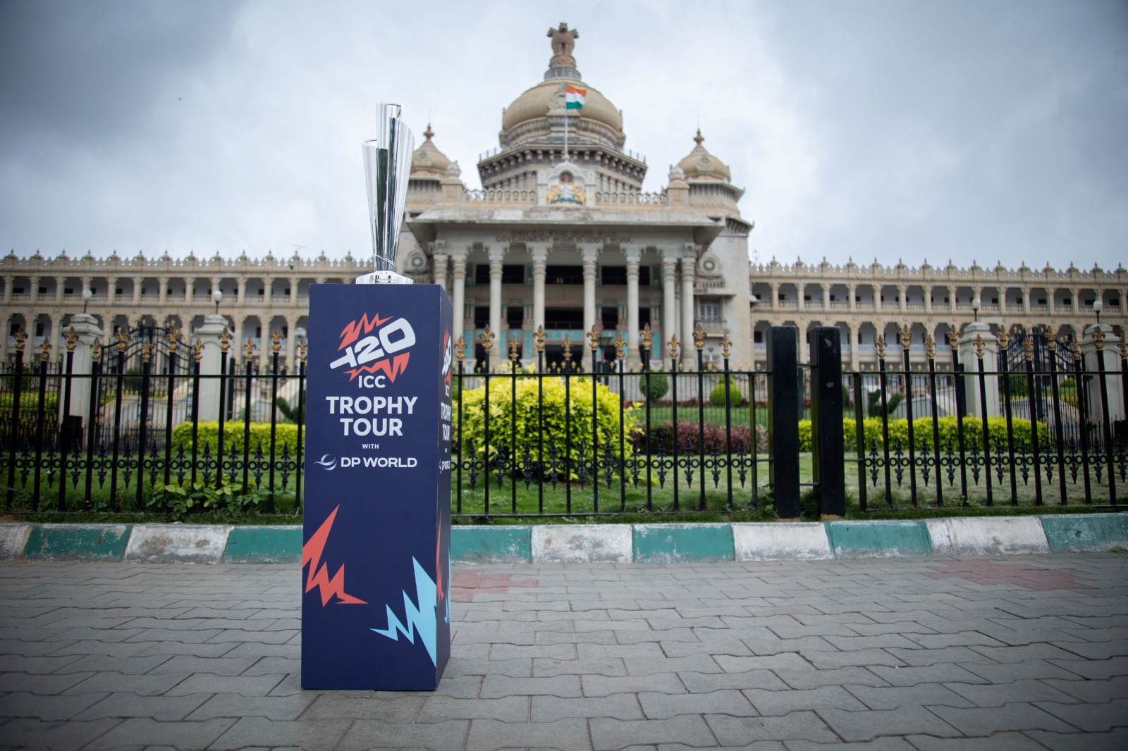 ICCએ ખતમ કર્યો ભેદભાવ, મહિલા T-20 વર્લ્ડ વિજેતાને પણ 20 કરોડ રૂપિયા મળશે 1 womens t20 world cup 2024 icc enters era of equal1