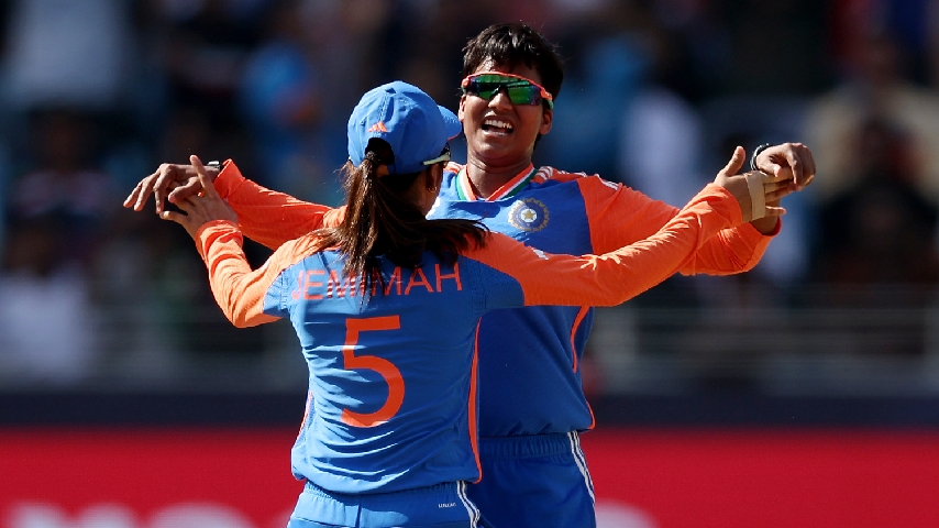 ICCએ અરુંધતી રેડ્ડીને આપી સજા, પાકિસ્તાન સામેની મેચમાં આવું કર્યું હતું 2 arundhati reddy one demerit point breaching icc code of conduct ind vs pak womens t20 world cup1