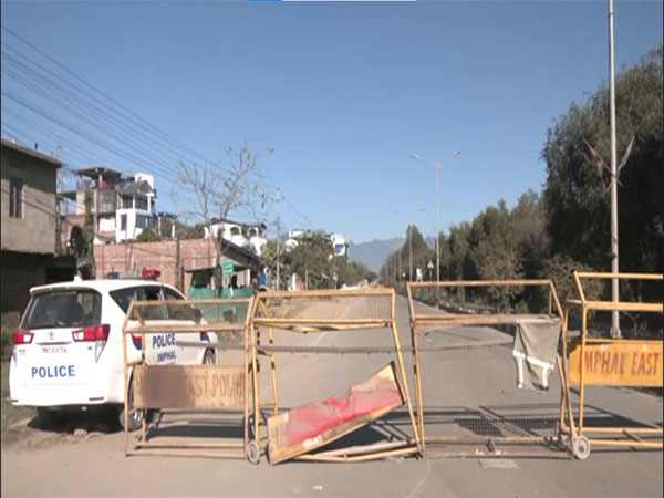 દિલ્હી બાદ આ રાજ્યમાં પણ શાળા-કોલેજો બંધ, આ કારણે સરકારે લીધો નિર્ણય 2 manipur schools colleges closed till 19 november due to curfew violence by biren singh government1