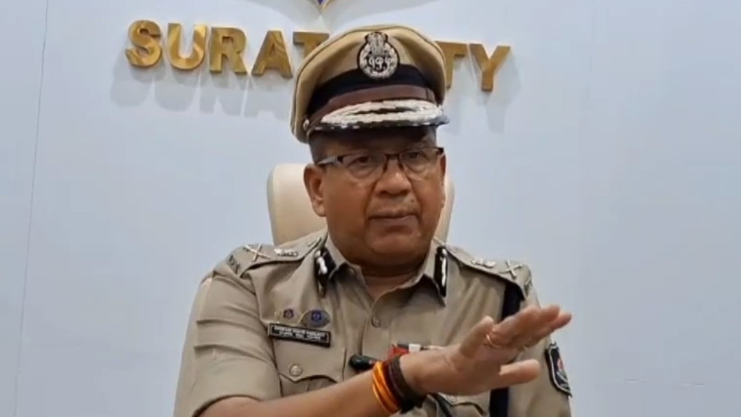 ગુજરાતમાં ભેળસેળ કરનારાઓ સામે કાર્યવાહી, 3900 કિલો ચીઝ અને નકલી તેલ જપ્ત 1 action taken against adulterators adulterated cheese and cotton oil worth rs 8 lakh seized in raid