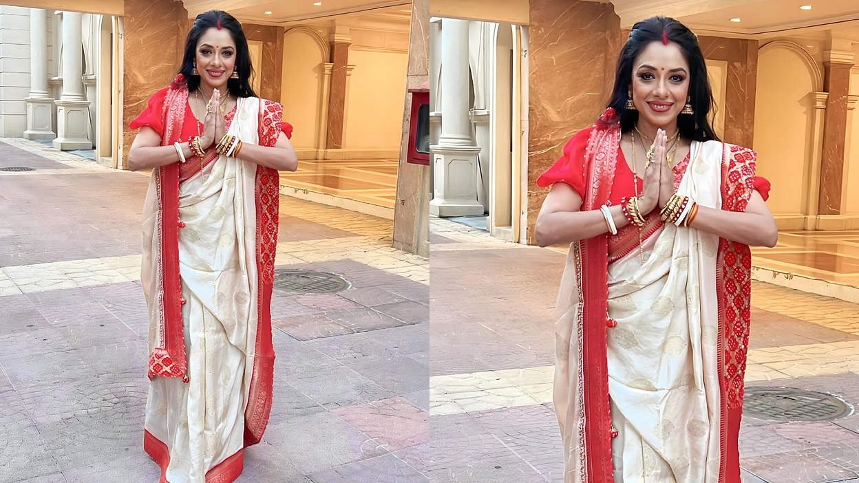 જો સાદી સાડી પહેરવી કંટાળાજનક લાગે છે તો આ 5 ટ્રેન્ડ ફોલો કરો, તમે બીજા કરતા અલગ દેખાશો 3 chaitra navratri 2025 saree draping in 5 different style1