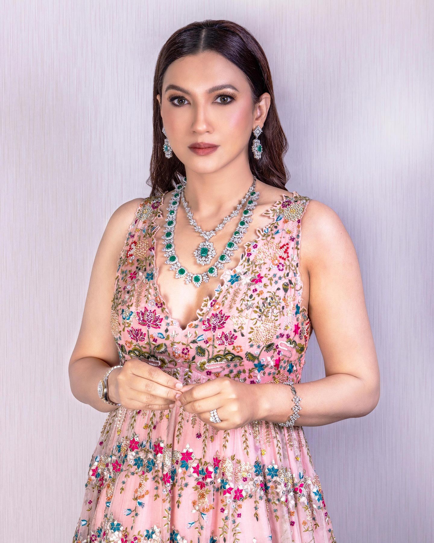 statement necklace designs for deep neck gown article