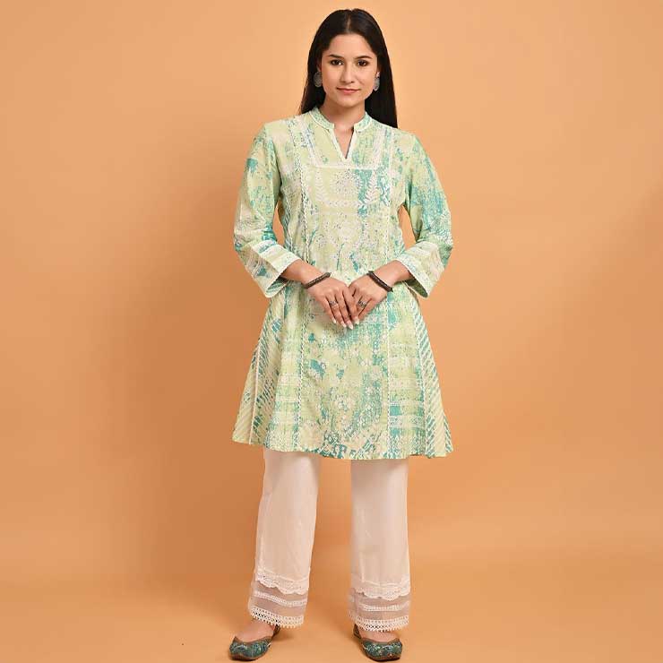 5 latest short kurti designs for office look3