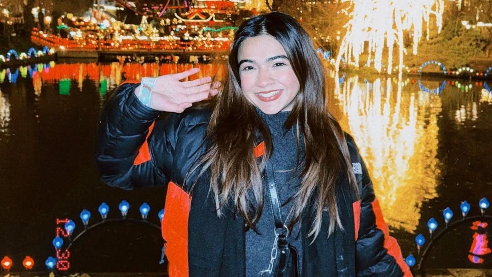 apoorva mukhija gets supoort from pakistani actress hania aamir after getting threats on social media