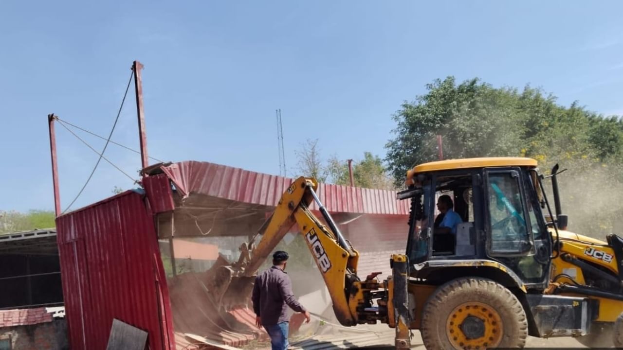 banka 162 encroachers bulldozer action stalled due to lack of police force
