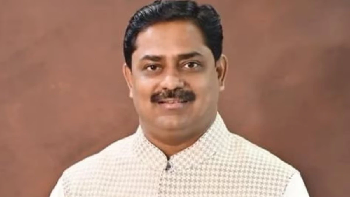 fadnavis spoiled the game congress said on the discussion of sangram thopte joining bjp1