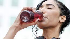 દરરોજ સ્ટિંગ જેવા એનર્જી ડ્રિંક્સ પીવો છો? તો જાણો તમારા શરીરમાં કઈ સમસ્યાઓ થઈ શકે છે? 2 health tips sting energy drink side effects1