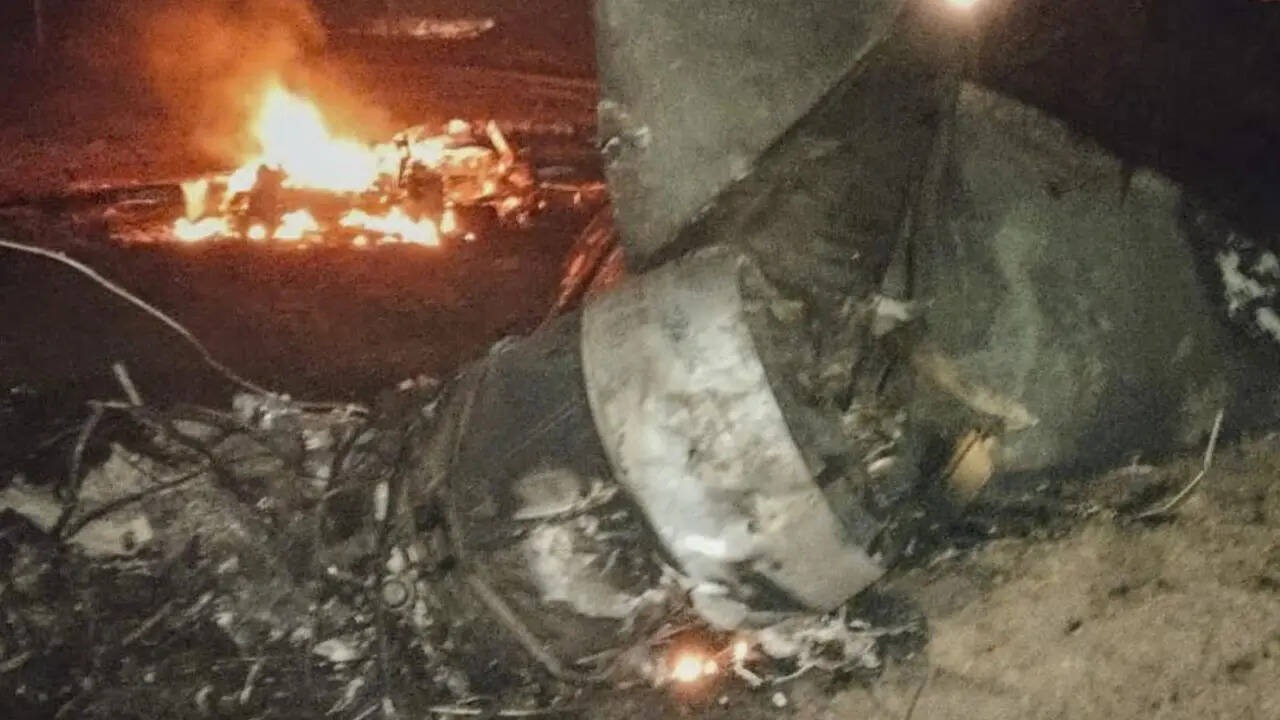 indian air force jaguar fighter aircraft crashes in jamnagar gujarat1