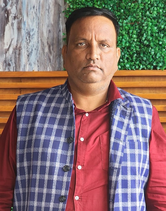 જમશેદપુરમાં કરણી સેનાના રાષ્ટ્રીય ઉપાધ્યક્ષની હત્યા, કારમાંથી બહાર નીકળતાની સાથે જ ગોળી મારી 2 karni sena national vice president vinay singh shot dead in jamshedpur dead body found in field 1