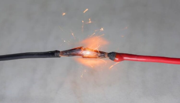 ઓડિશામાં ધાર્મિક શોભાયાત્રામાં DJ સેટમાં 11000 KV કરંટ લાગ્યો, 2 લોકોના મોત, ઘણાની હાલત ગંભીર 2 mishap during patua jatra in odisha dg set comes in contact with livewire 2 killed several critical 1