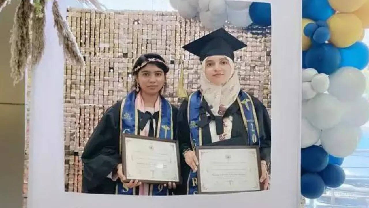 neet mbbs story riba rahin hafezji amazing feat of twin sisters scored same marks in medical studies now want to do pg2 Copy