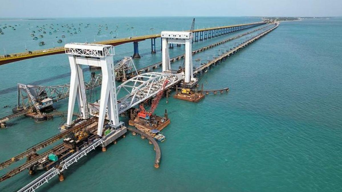 prime minister modi inaugurated country s first vertical lift sea bridge today know everything about it2
