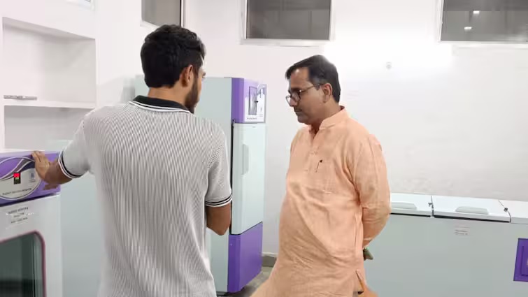 sadulpur mla manoj kumar mother did not get treatment in jaipur mahaveer cancer hospital2