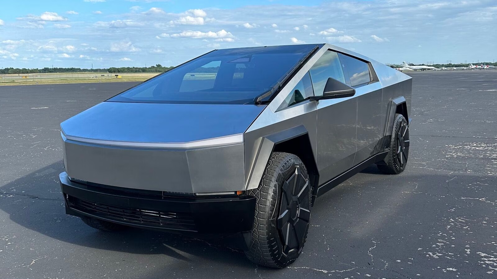 tesla cyber truck arrived in india you will be surprised to know the price1