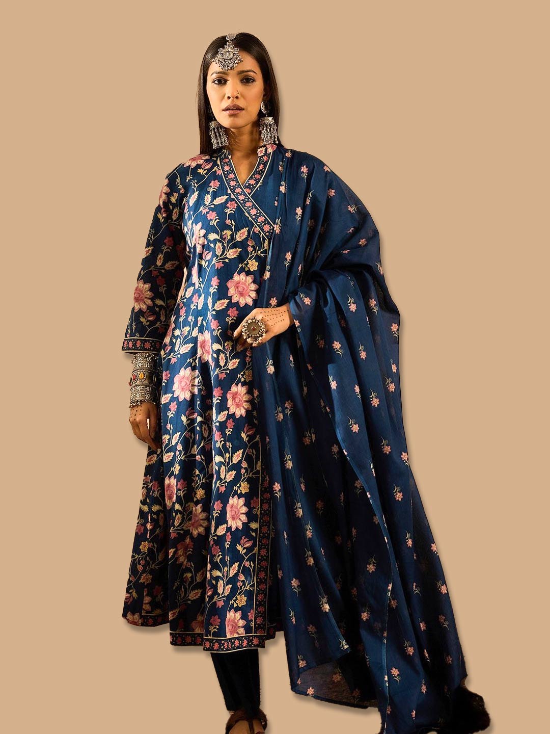 5 angrakha suit designs for royal lookpoiuytr