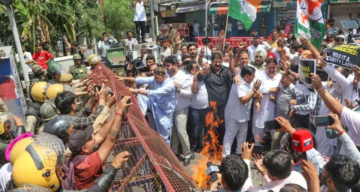 bjp held protests across the state against pahalgam terrorist attack demanded to send back pakistani citizens2