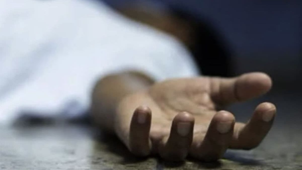 churu murder case wife and 3 children found dead in pond husband in custody