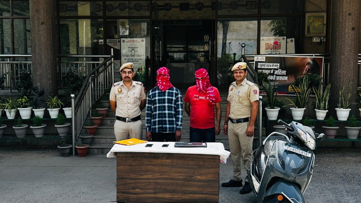 delhi punjabi bagh extortion case 2 brothers threaten friend police action arrest1