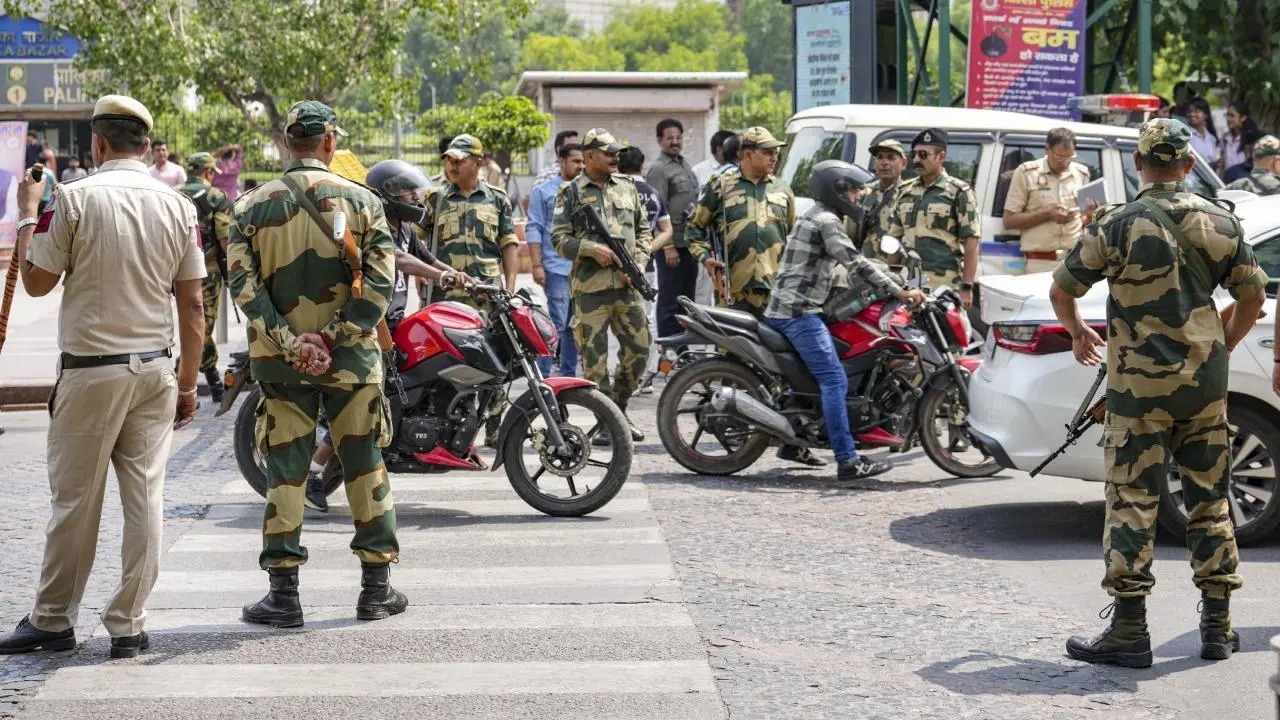 delhi security beefed up in the capital after operation sindoor1