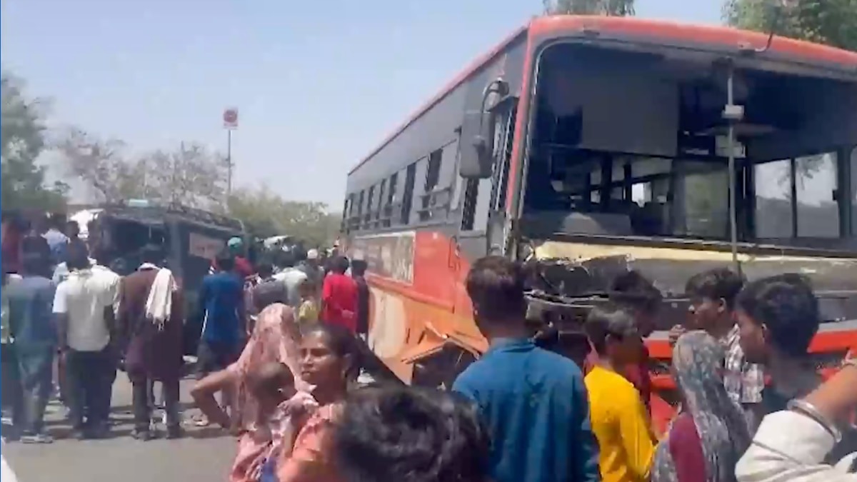 gujarat sabarkantha road accident updates casualties injuries jeep bus and two wheeler collision