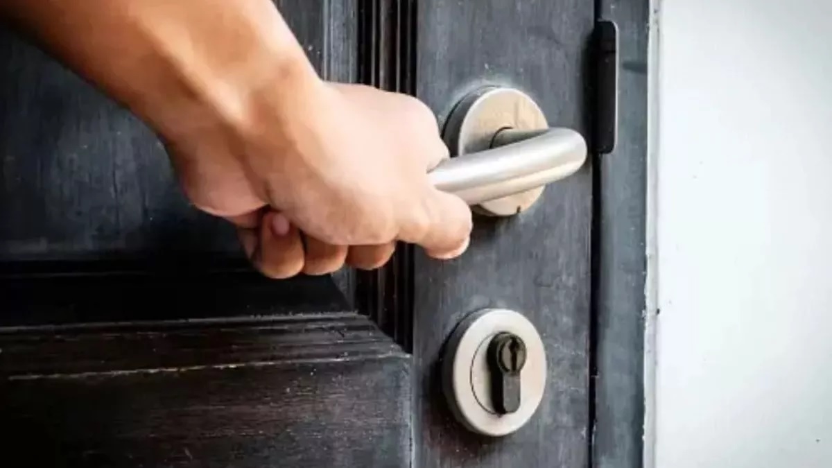 lucknow city notice issued to 140 hotels in lucknow electricity will be cut in more than 20 hotels know the reason1