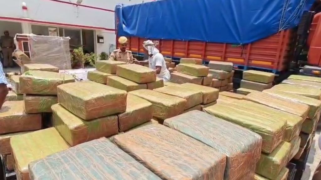 mau police recovered 20 quintals of ganja under the guise of transfer of army personnel