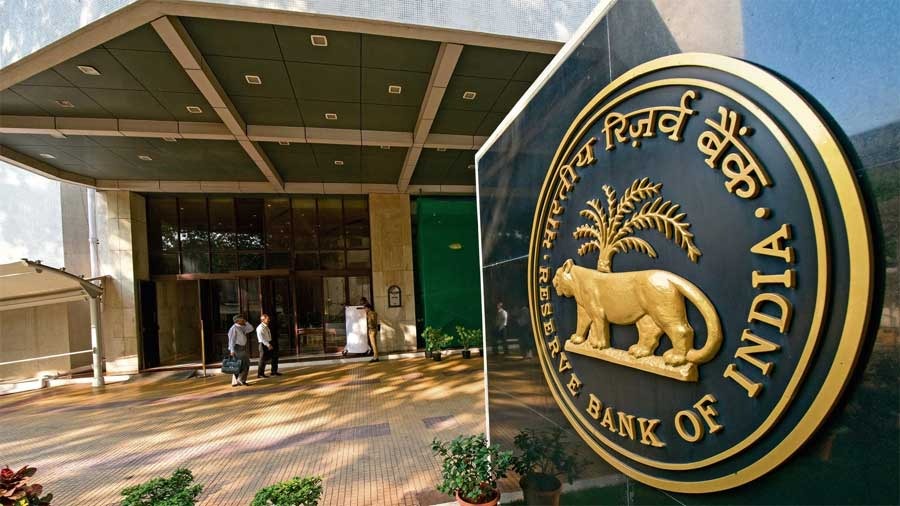 rbi may effect cumulative rate cut of 125 150 bps in fy26 says sbi study news1