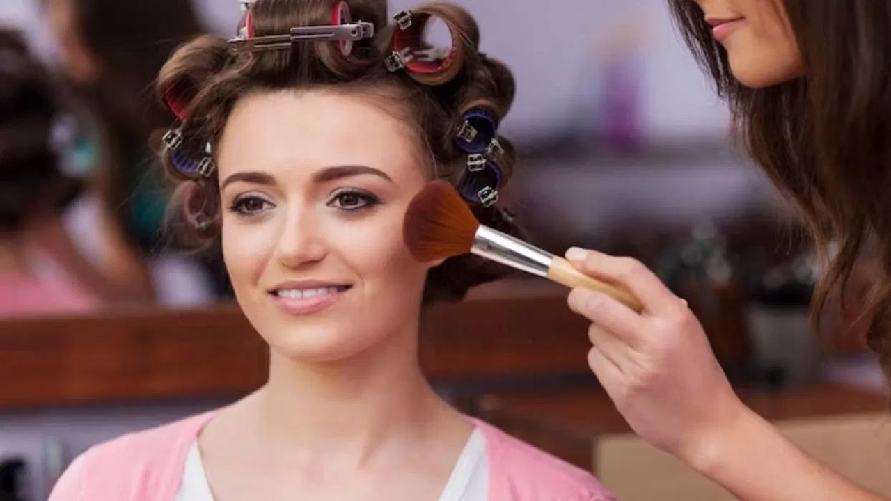 sweating problem after makeup look follow these tips1