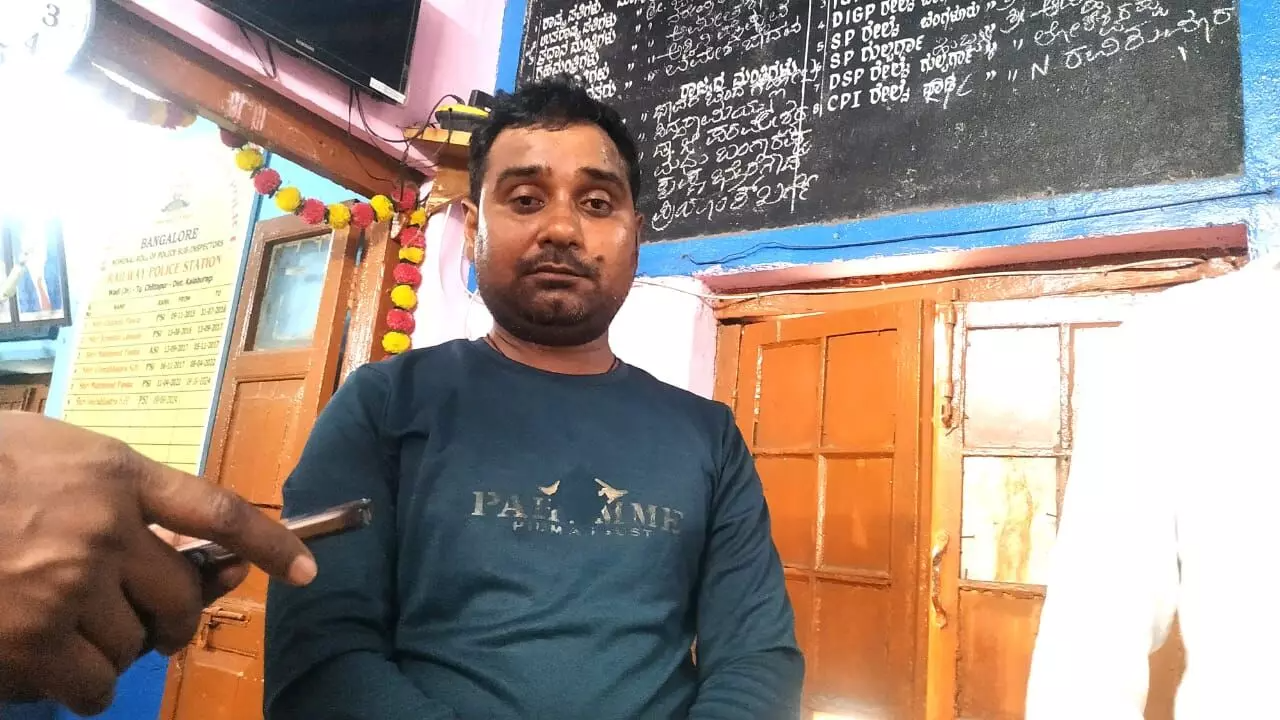 up labour arrested for threatening to plant bomb in karnataka express train1